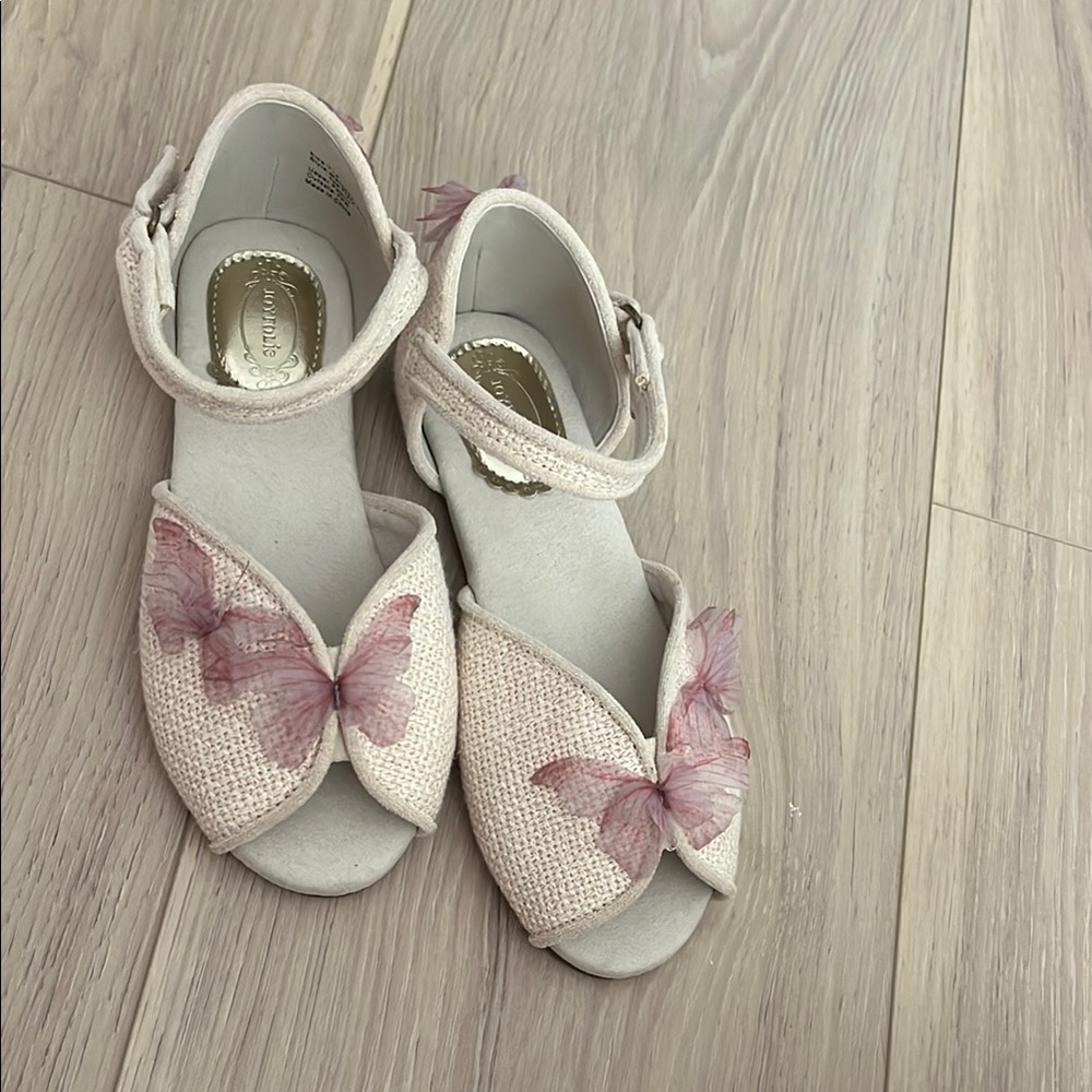 Girls' lavender Butterfly Sandals